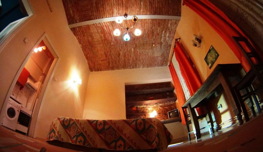 Brasov Apartment In Historic Center Δωμάτιο φωτογραφία